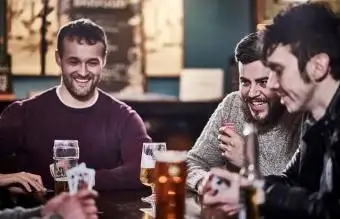 gra w pokera z przyjaciółmi