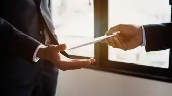 Como solicitar doações para despesas de funeral de maneira adequada