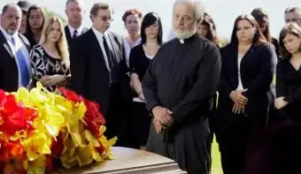 葬儀の執行：それがどのように行われるかについての簡単なガイド