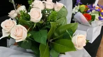 美しい花の花束