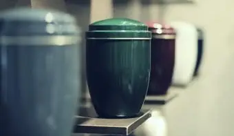 ¿Cuánto duran las cenizas cremadas? Almacenamiento y naturaleza