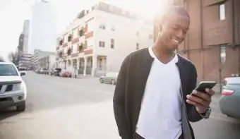 最も人気のある携帯電話会社