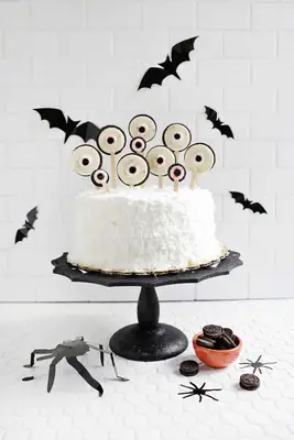 Spooky Eye Cake Toppers