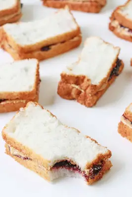 PB & J Sandwich Cakes