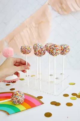 sprinkle birthday cake pop