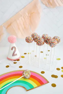 sprinkle birthday cake pop
