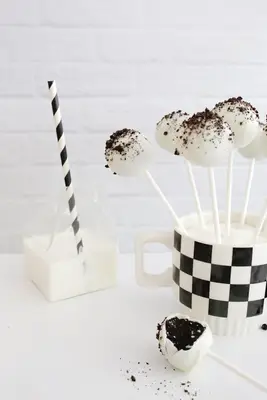 Oreo cake pops