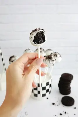 Oreo cake pops