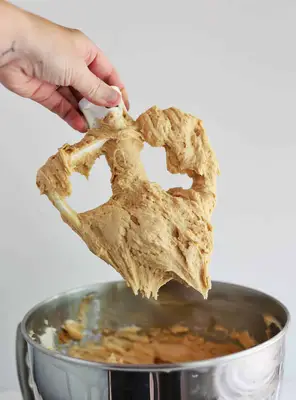 Glaçage au beurre d'arachide facile