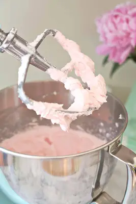 Rosé Champagne Mini Cupcakes