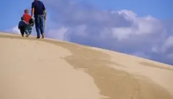 Campamento en las dunas de arena en Oregón: lugares populares para visitar