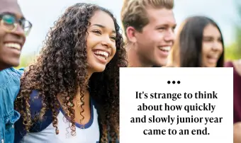 Teenager-Freunde lachen draußen