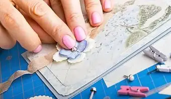 Carte et outils avec décoration