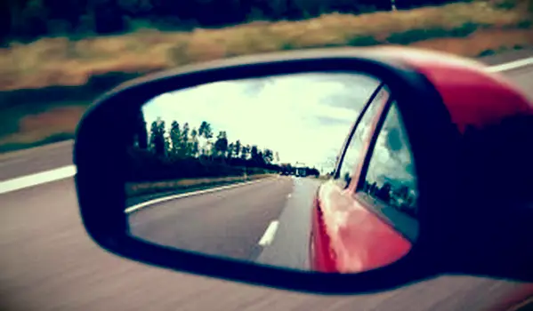 ステップバイステップで運転する方法