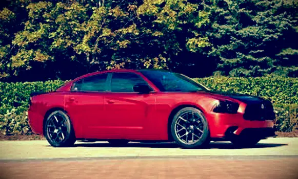 https://cf.ltkcdn.net/cars/images/slide/179863-800x550-2014-Dodge-Charger.webp