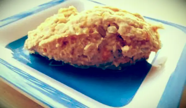 Katzenfutter mit Huhn und Thunfisch