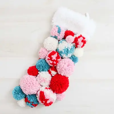 DIY Pom Pom Christmas Stocking