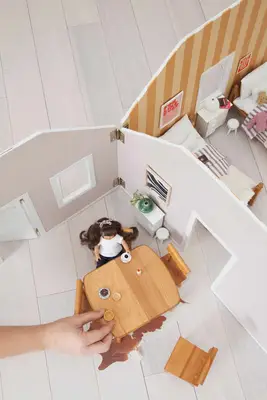 Make a Fold-Away Dollhouse