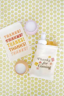 Cloth Party Favor Bags (With Free Printable!)