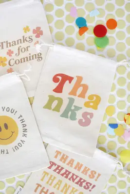 Cloth Party Favor Bags (With Free Printable!)