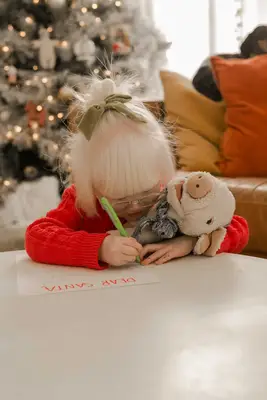 Elsie's Holiday Home Tour 2019