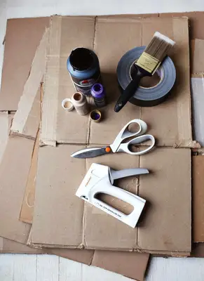 DIY Full Moon Photo Backdrop