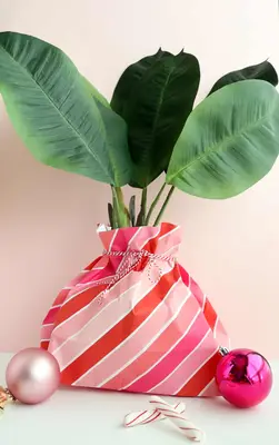How to Make a Gift Bag Out of Wrapping Paper