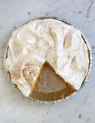 no bake pumpkin pie with slice cut out