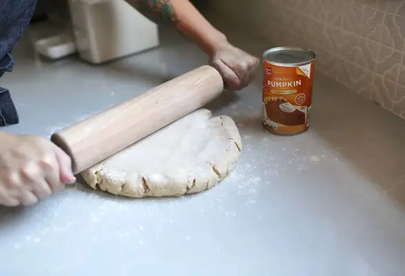 Pumpkin Swirl Slab Pie