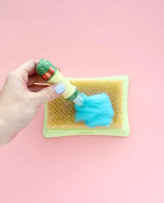 DIY-Felted-Macaron-Garland-2