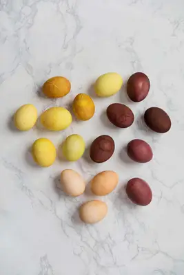 Naturally Dyed Easter Eggs