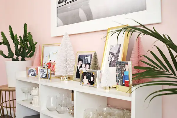 Try This: Family Photo Christmas Display