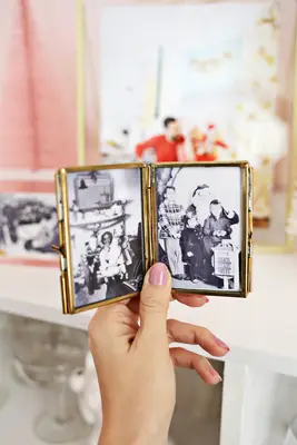 Try This: Family Photo Christmas Display