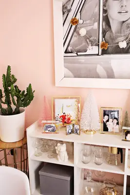 Try This: Family Photo Christmas Display