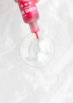 DIY-Alcohol-Ink-Ornaments