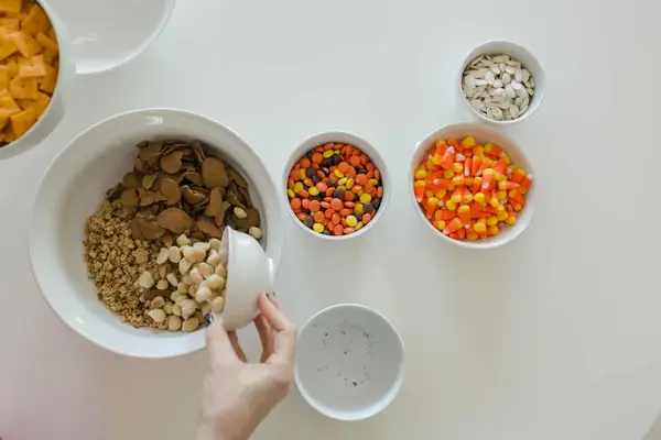 Make Your Own Autumn Trail Mix