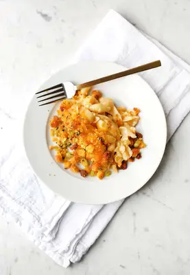 Stuffing Topped Baked Mac & Cheese