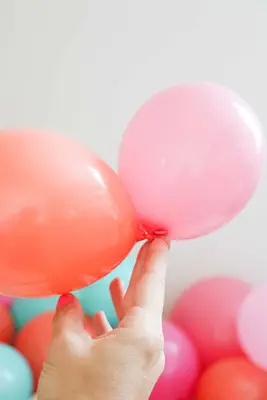 Make a Balloon Garland for your Front Door