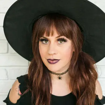5 (Easy) Clean Beauty Halloween Looks!