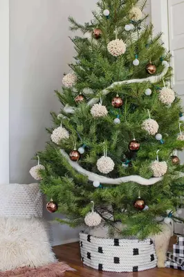 Rope Christmas Tree Collar DIY