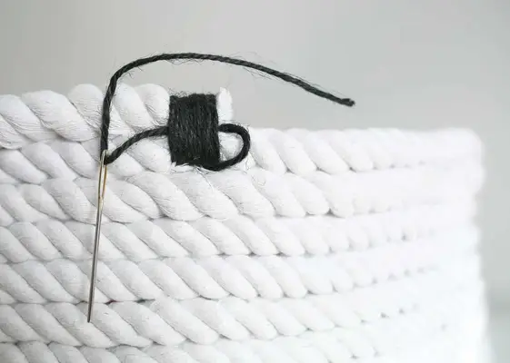 Rope Christmas Tree Collar DIY