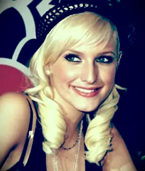Ashlee_simpson_3.webp