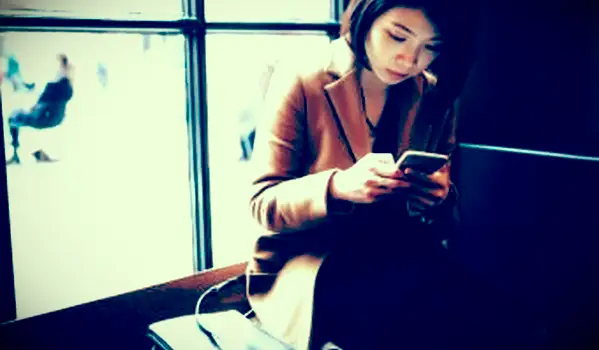 איך להגיע ישר לדואר קולי בטלפונים סלולריים