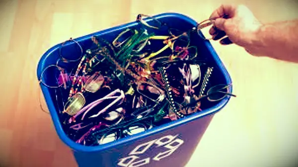 Onde doar óculos usados ​​com delicadeza