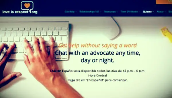 Screenshot der Homepage von Love is Respect