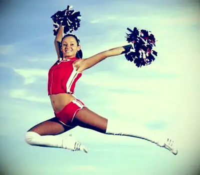 https://cf.ltkcdn.net/cheerleading/images/slide/174003-850x850-cheer-jumps-3.webp