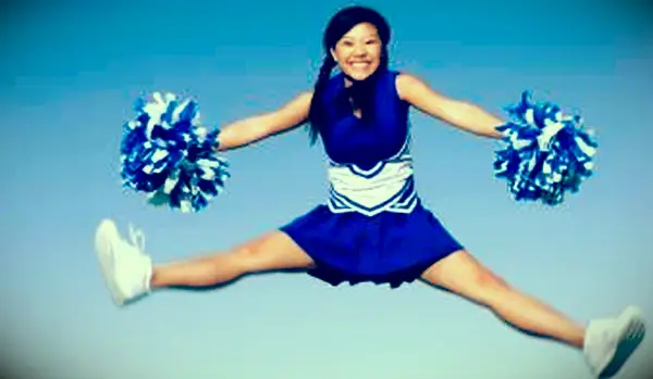 https://cf.ltkcdn.net/cheerleading/images/slide/174031-849x565-spread-eagle.webp
