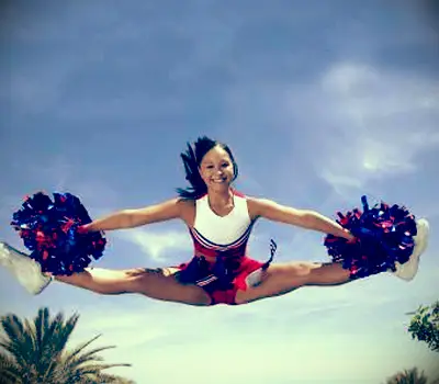 https://cf.ltkcdn.net/cheerleading/images/slide/174000-850x850-cheer-jumps-1.webp