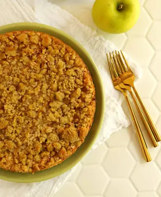 Caramel Apple Cheesecake