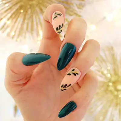 greenery nail design